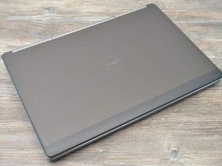 lab-tob-dell-precision-7720